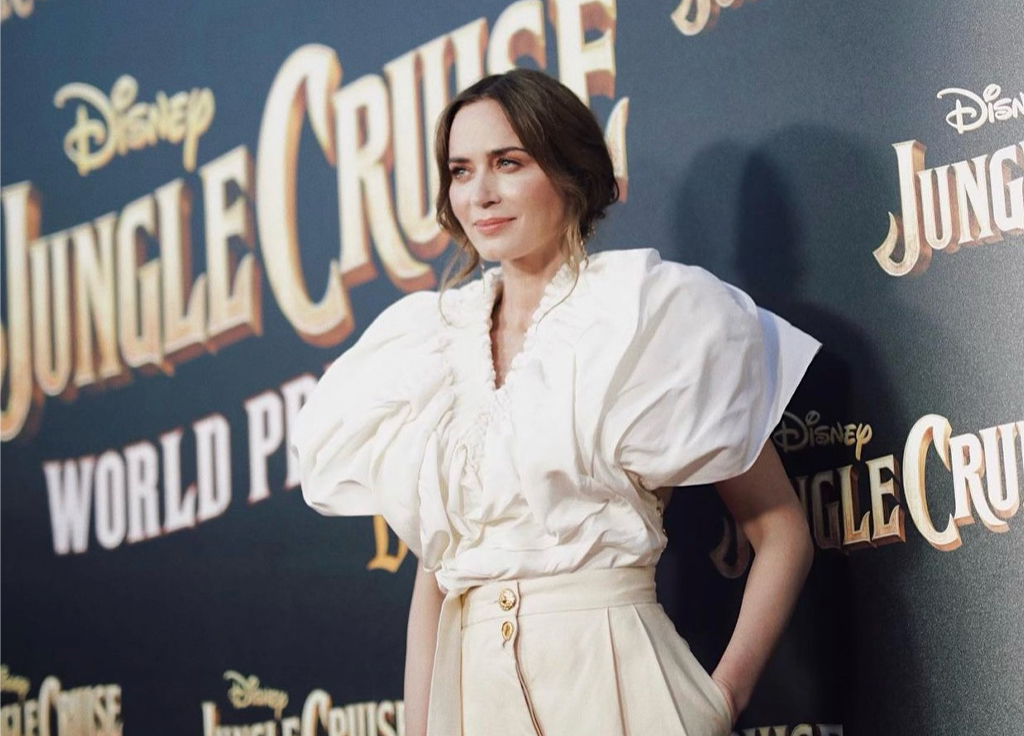 Emily Blunt’s Dreamy Beauty Look At the Jungle Cruise Premiere Is Too Good to Not Recreate