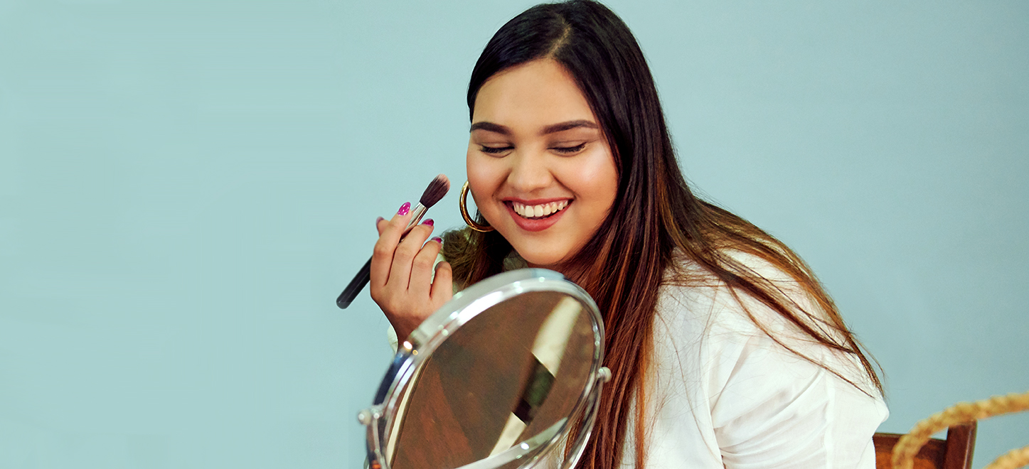 This Multitasking Lip and Cheek Pigment Is My Secret for a Gorgeous “No Makeup” Makeup Look