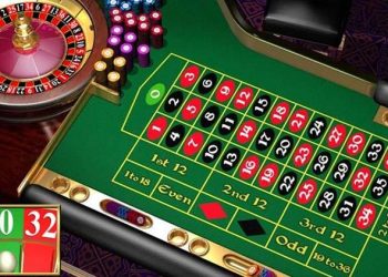 Simplify Your Gaming Experience: Play Baccarat And Place Bets On Your Mobile Phone Today