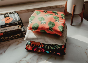Bag It Up, Fold It Down: The Best Foldable Reusable Grocery Bags for Space-Saving Shoppers