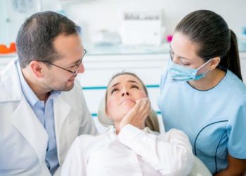 How General Dentists Handle Dental Emergencies