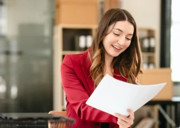 Why Working With A CPA Is Crucial During Tax Season
