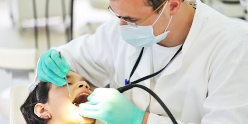 How General Dentistry Improves Communication About Oral Health